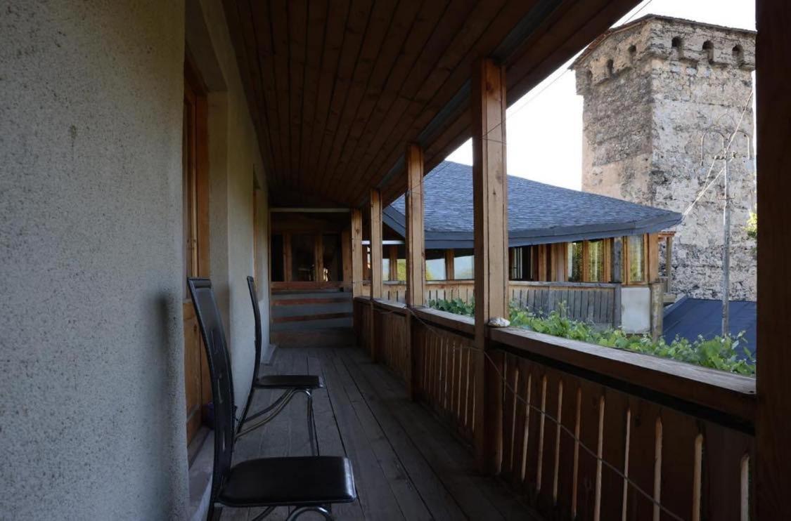 Mestialux Guesthouse Exterior foto